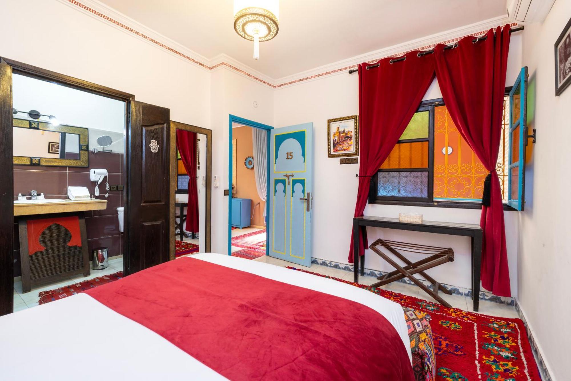 Luzia Bed & Breakfast