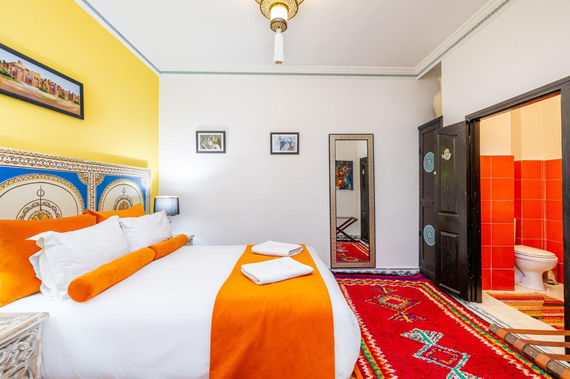 Luzia Bed & Breakfast